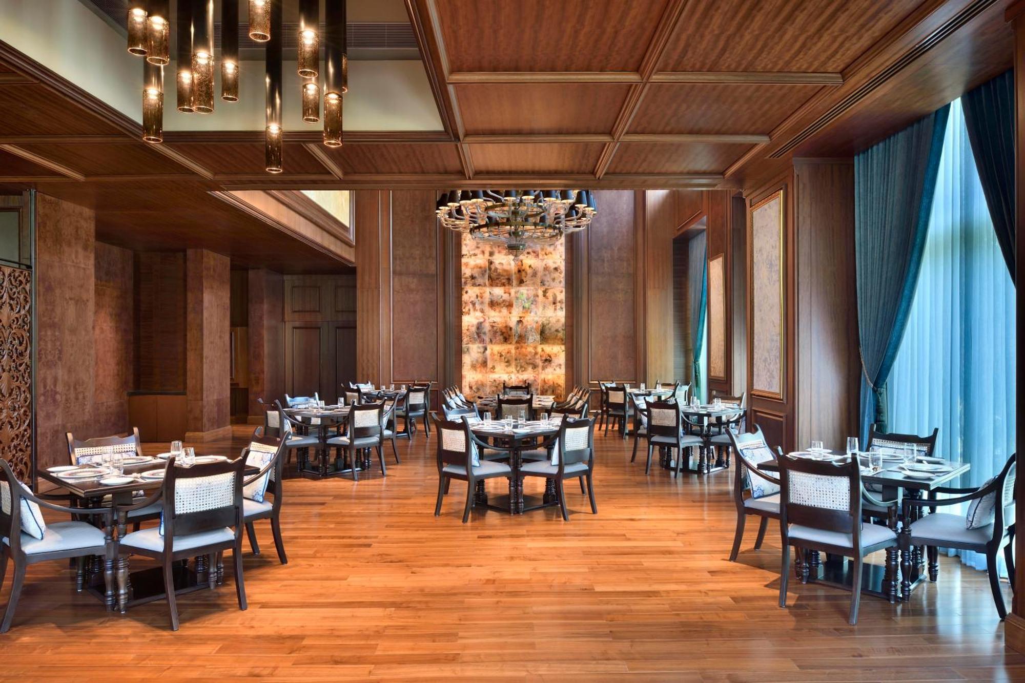 Sheraton Grand Bengaluru Whitefield Hotel & Convention Center מראה חיצוני תמונה