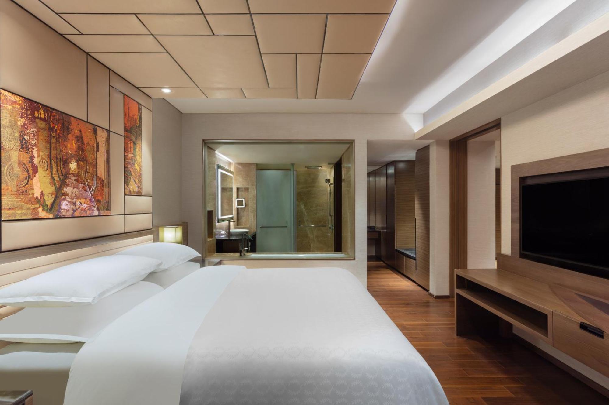 Sheraton Grand Bengaluru Whitefield Hotel & Convention Center מראה חיצוני תמונה